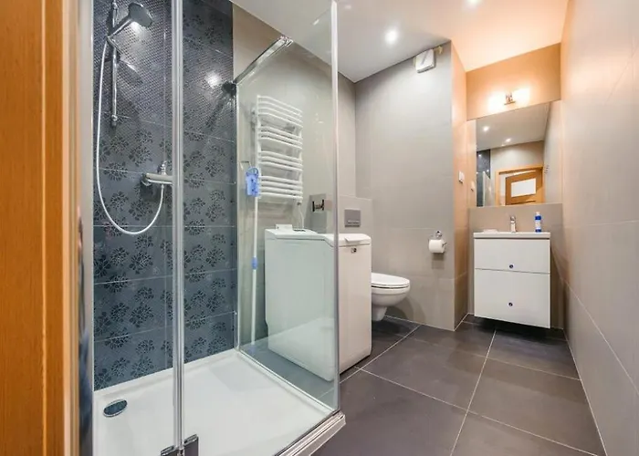 Apartament4siostry65 *